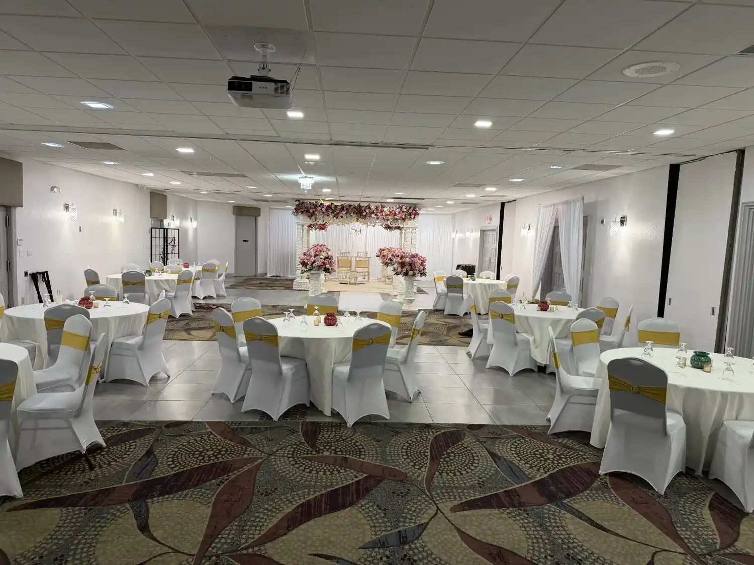 Intimate Event Settings